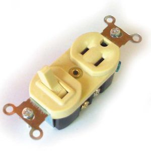 Interruptor con tomacorriente 110v 15a